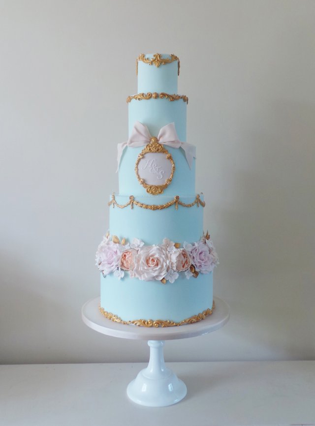 Amelies Kitchen Best Wedding Cake The Wedding Industry Awards 2015_0005