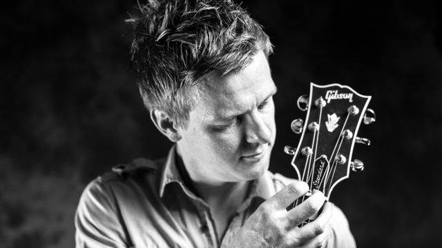 Jon Hart Best Wedding Musical Act The Wedding Industry Awards 2015_0001