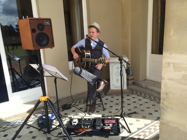 Jon Hart Best Wedding Musical Act The Wedding Industry Awards 2015_0004